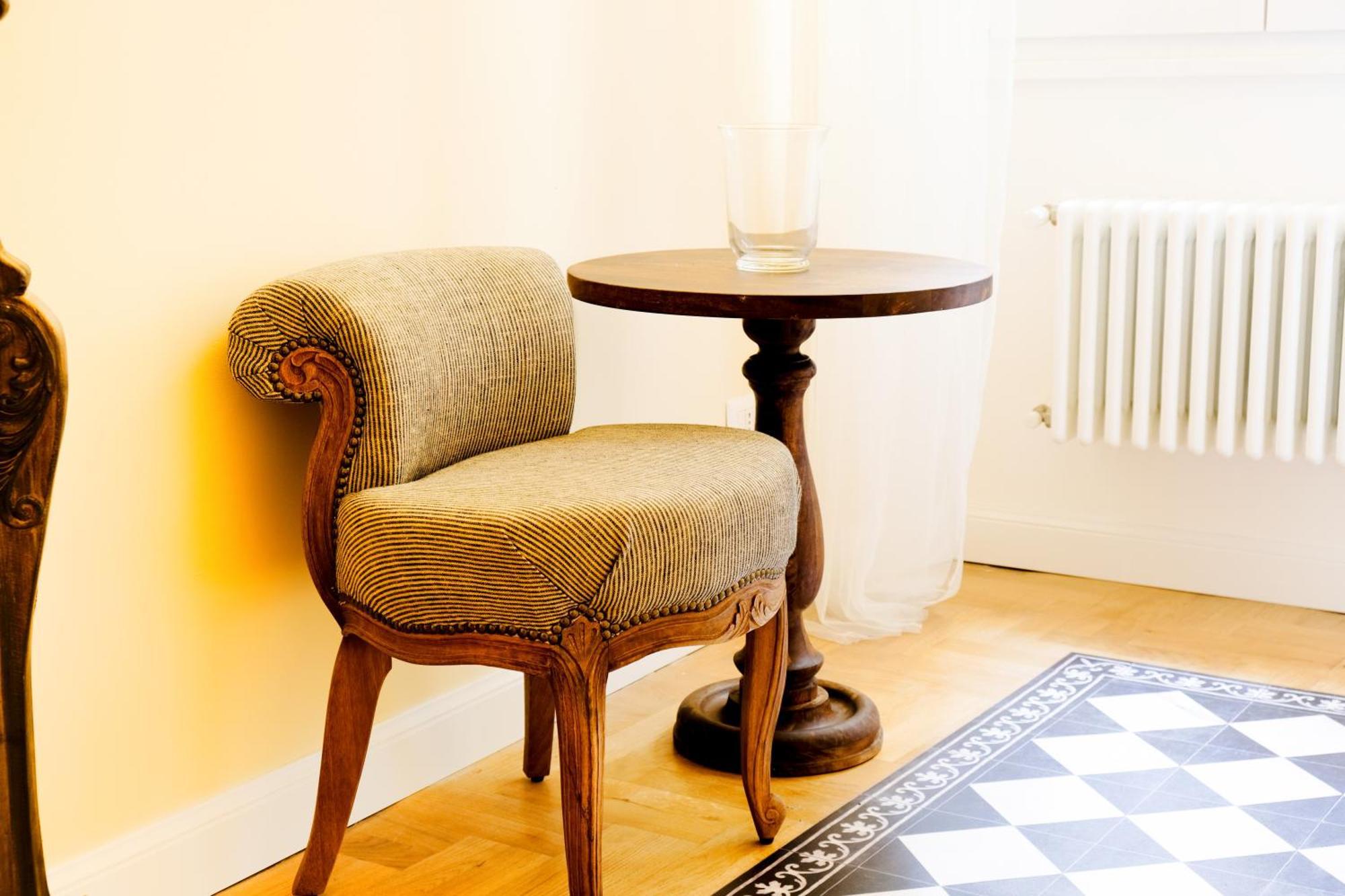 Appartement Elegantis Milos - Your Chic Retreat In