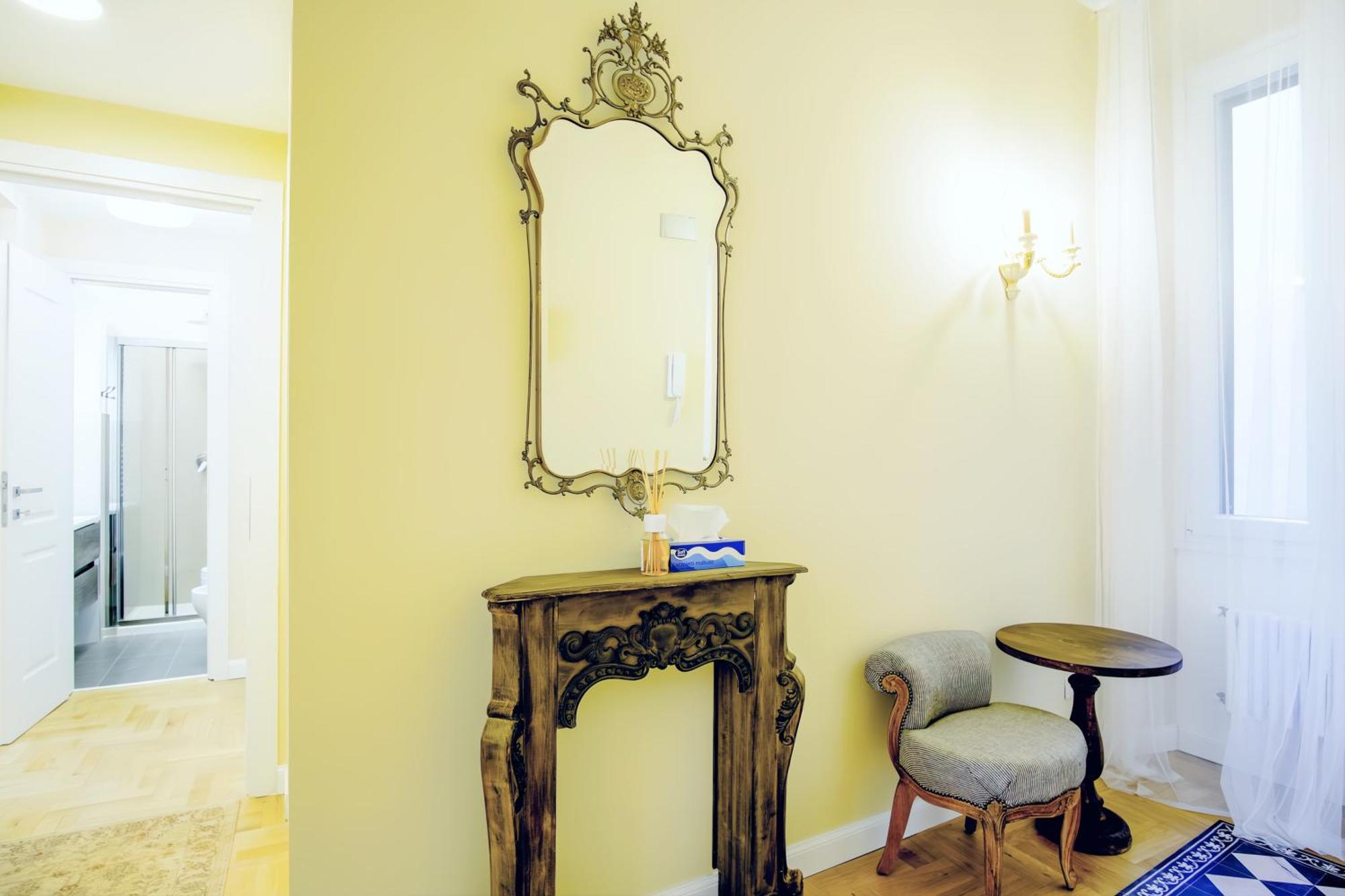 Elegantis Milos - Your Chic Retreat In Appartement