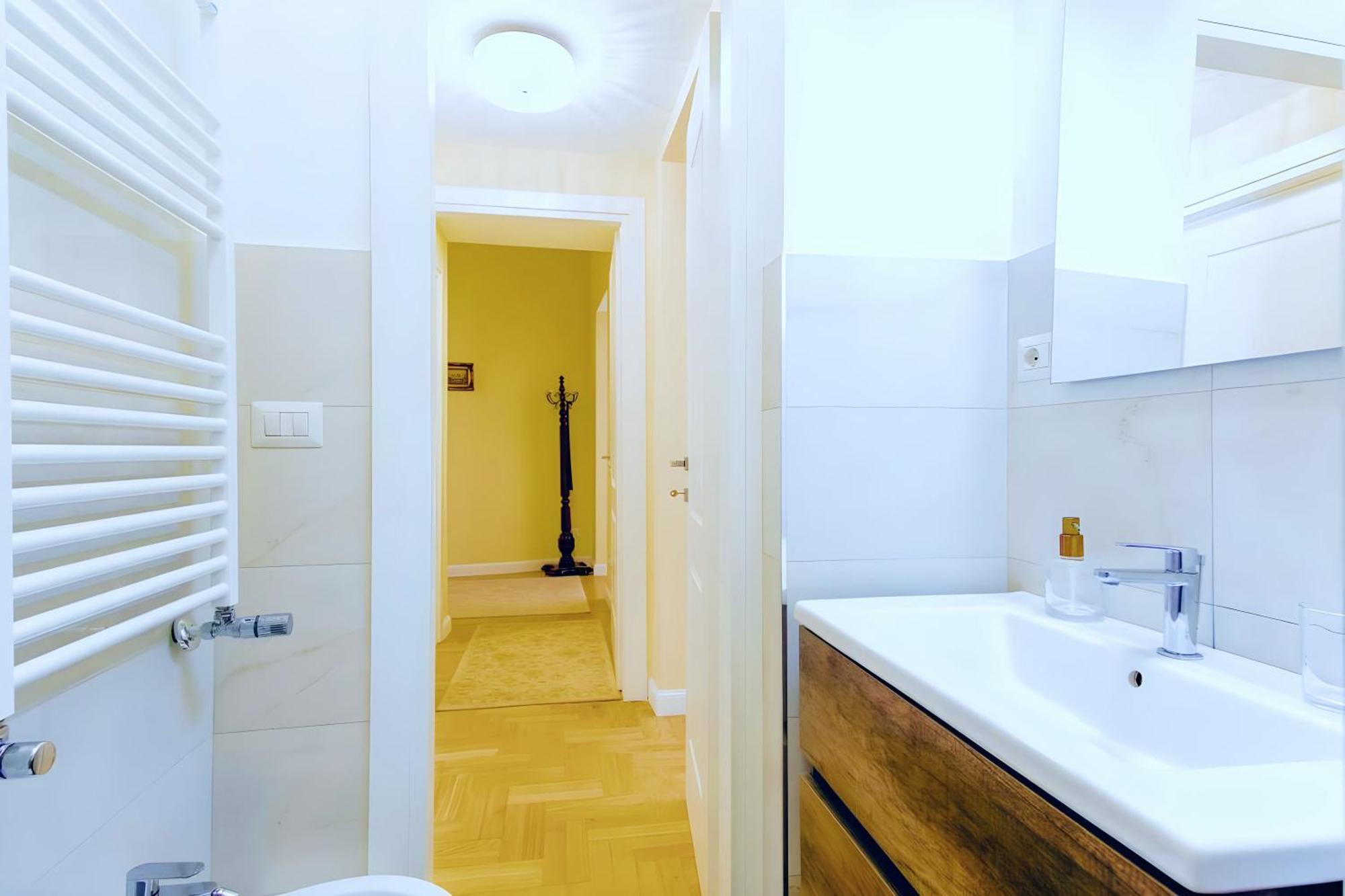 Appartement Elegantis Milos - Your Chic Retreat In