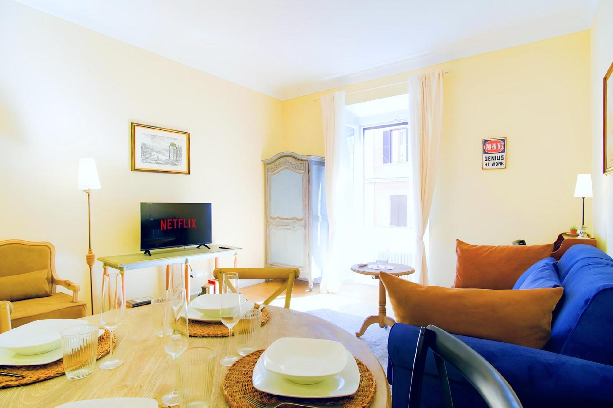 Elegantis Milos - Your Chic Retreat In *
