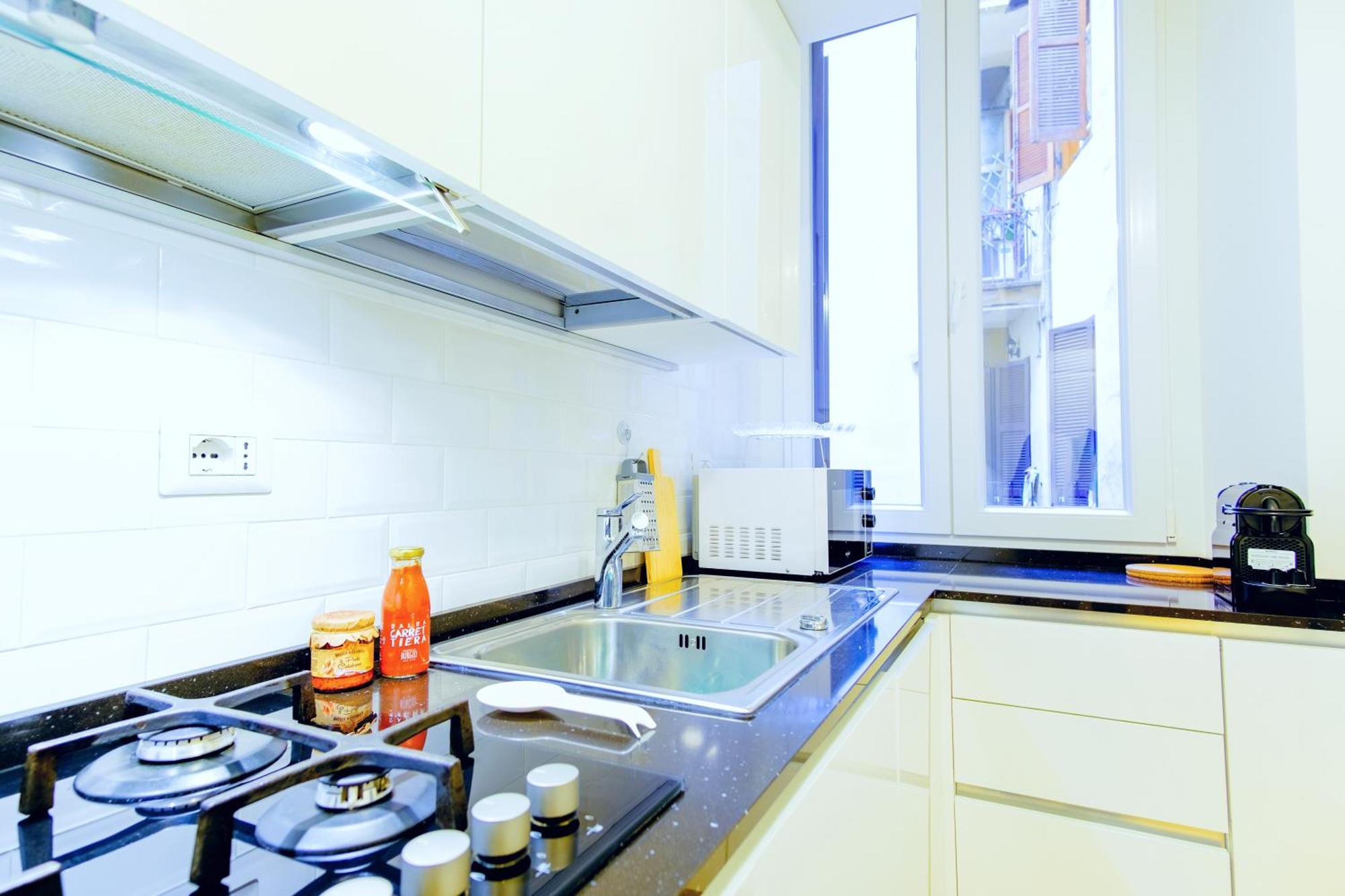 Elegantis Milos - Your Chic Retreat In Appartement